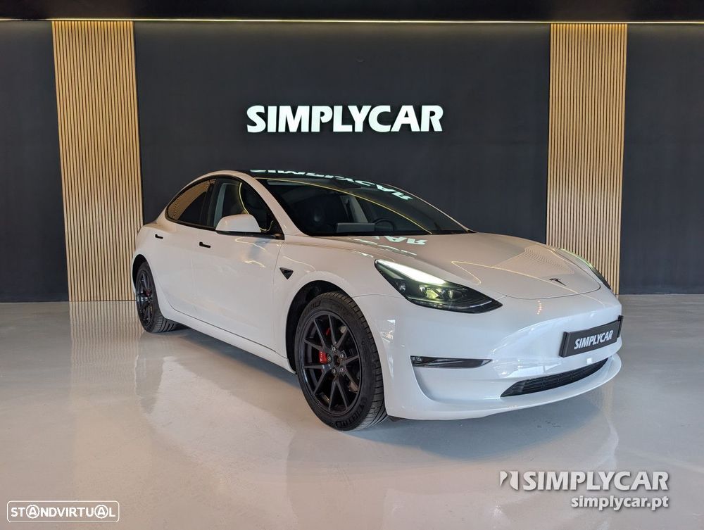 Tesla Model 3 - 9