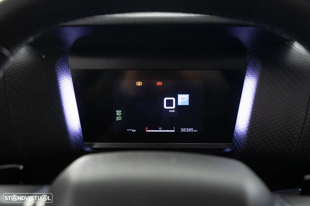 Citroën C4 X 1.2 PureTech Shine EAT8 - 26