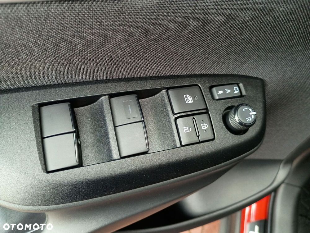 Toyota Yaris Cross Hybrid 1.5 Executive - 16