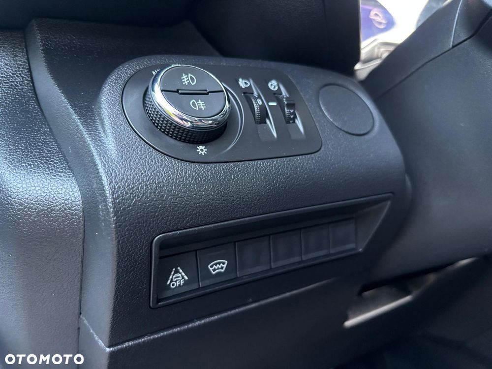 Opel Combo 1.5 D 75kW Edition - 26