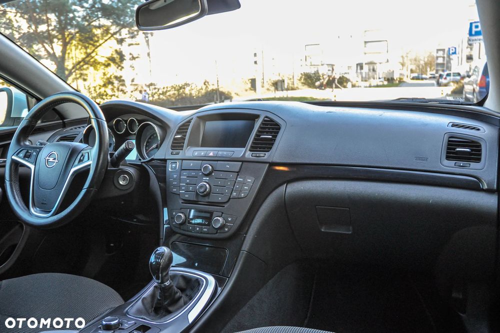 Opel Insignia - 10