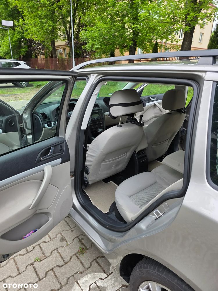 Skoda Octavia 1.6 FSI Automatik Ambiente - 7