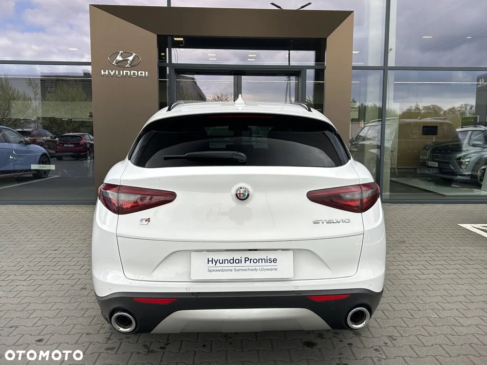 Alfa Romeo Stelvio 2.2 JTDM Super Q4 - 8