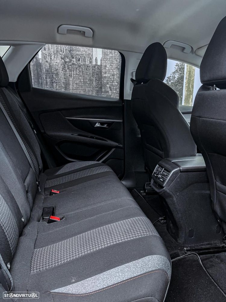 Peugeot 3008 1.5 BlueHDi Active - 8