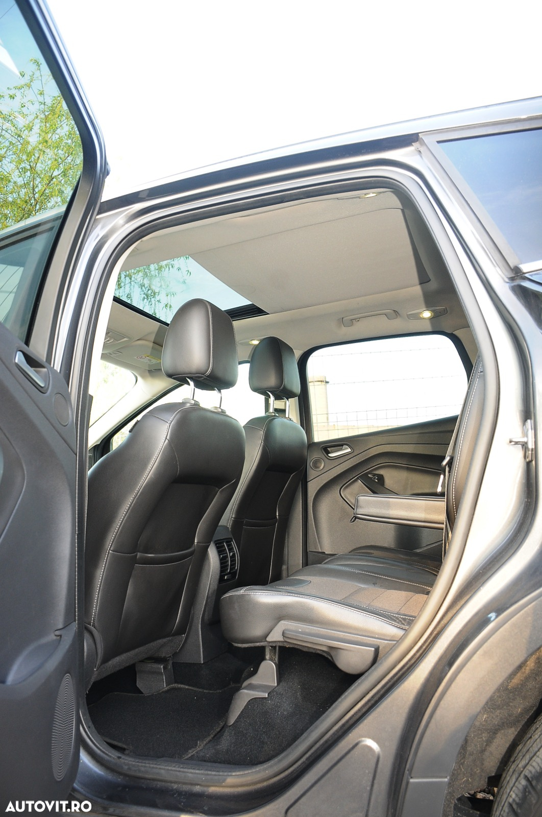 Ford Kuga 2.0 TDCi 4WD Powershift Titanium - 18