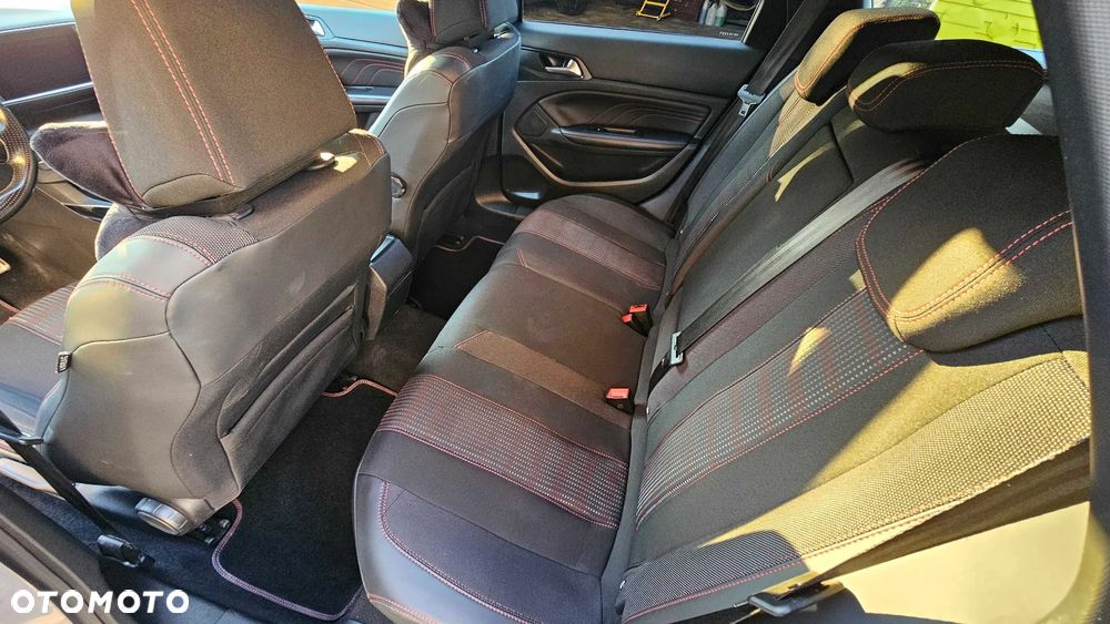Peugeot 308 BlueHDi FAP 150 EAT6 Stop&Start GT-Line Edition - 22