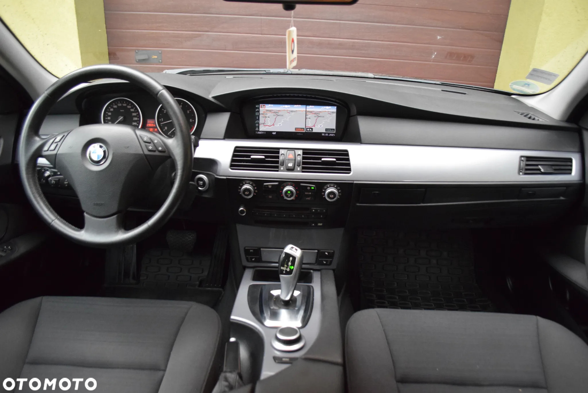 BMW Seria 5 523i Touring Edition Exclusive - 13