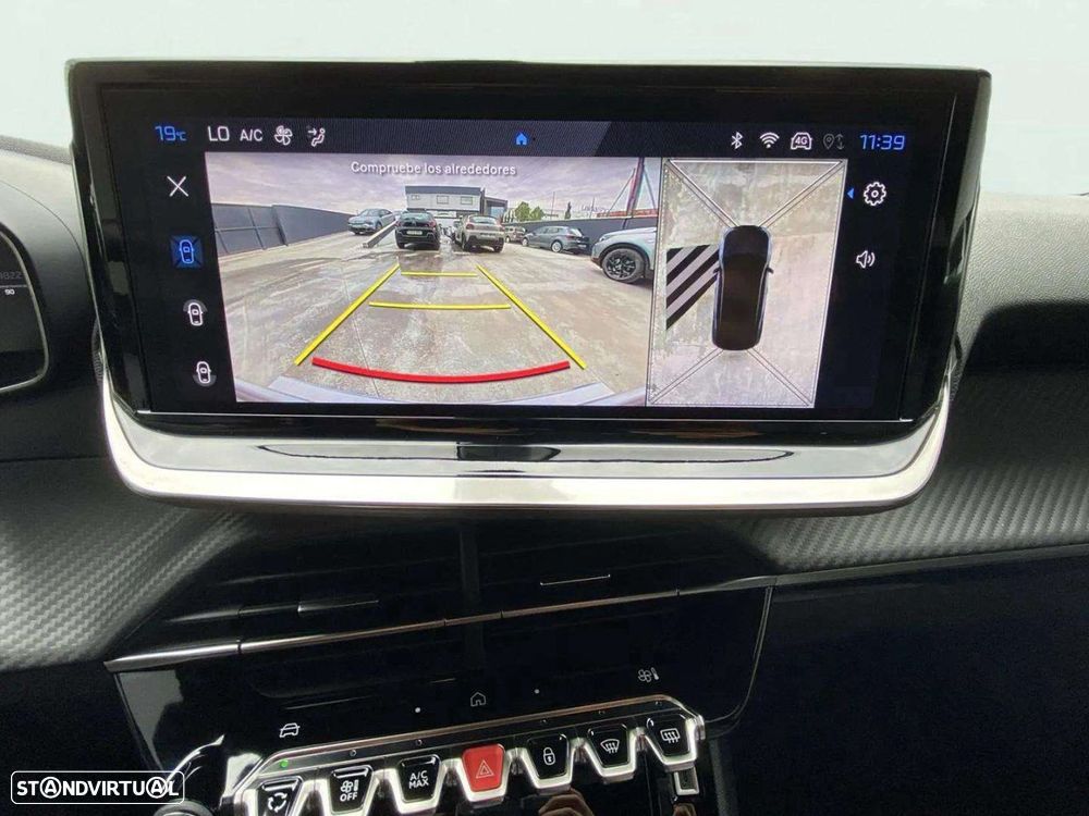 Peugeot 2008 1.2 PureTech Allure - 16