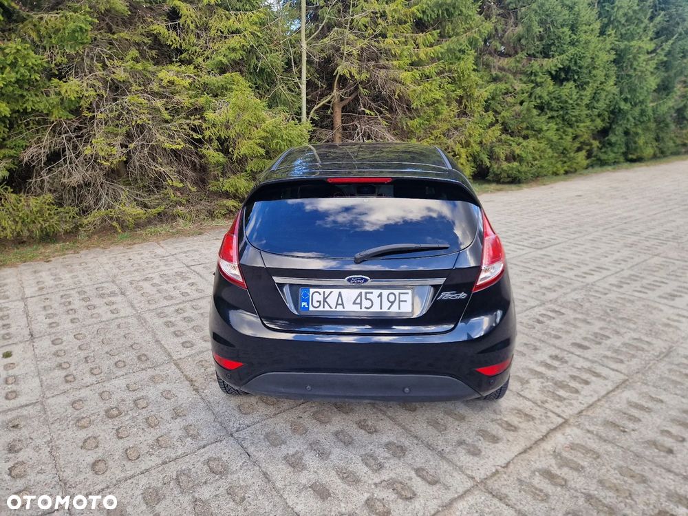 Ford Fiesta 1.6 TDCi Titanium - 11