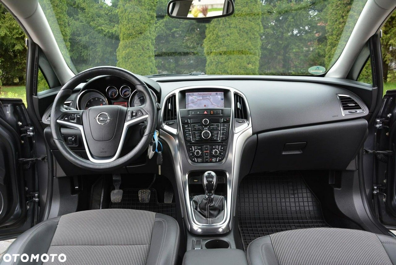 Opel Astra 1.6 Turbo Sports Tourer Innovation - 24