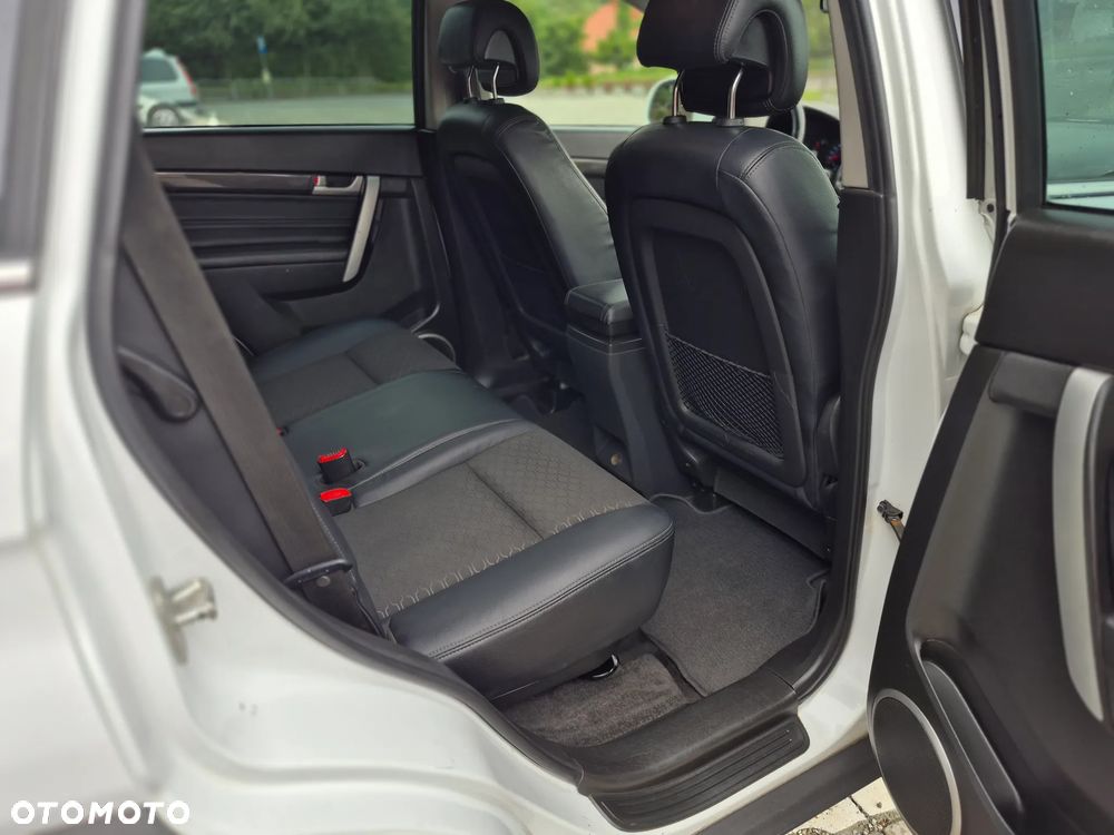 Chevrolet Captiva 2.2 D LT+ - 20