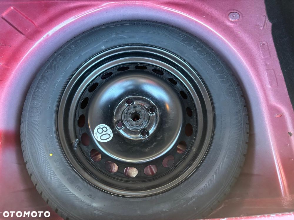 Dacia Sandero TCe 90 S&S Celebration - 36