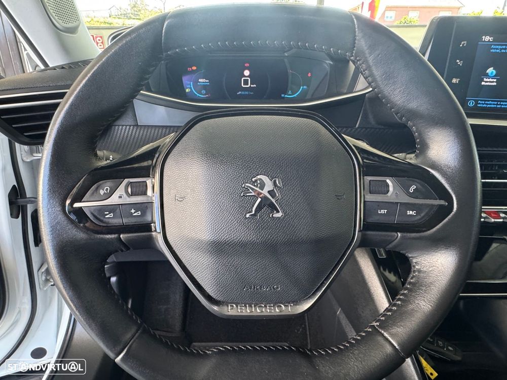 Peugeot 2008 1.5 BlueHDi Allure Pack - 18
