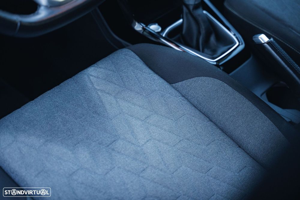 VW T-Cross 1.0 TSI Urban DSG - 32