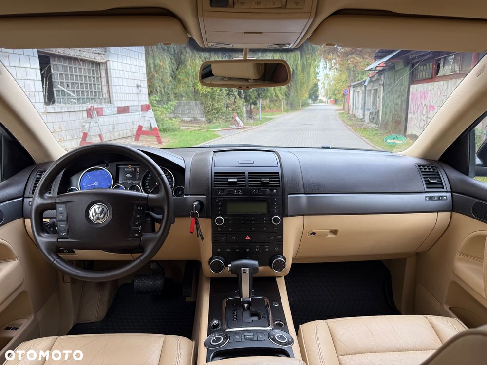 Volkswagen Touareg 3.0 V6 TDI Tiptr - 16