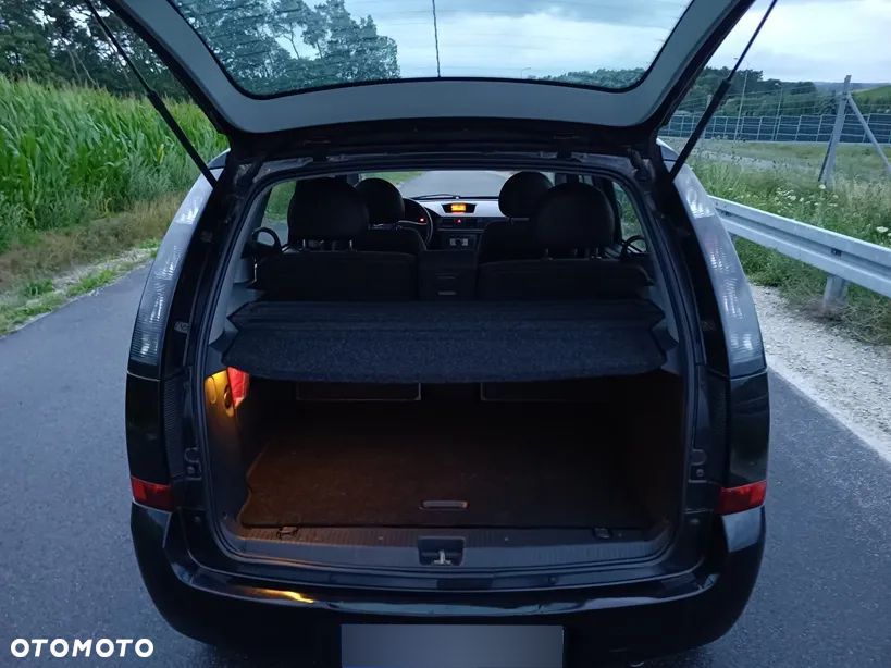 Opel Meriva - 8
