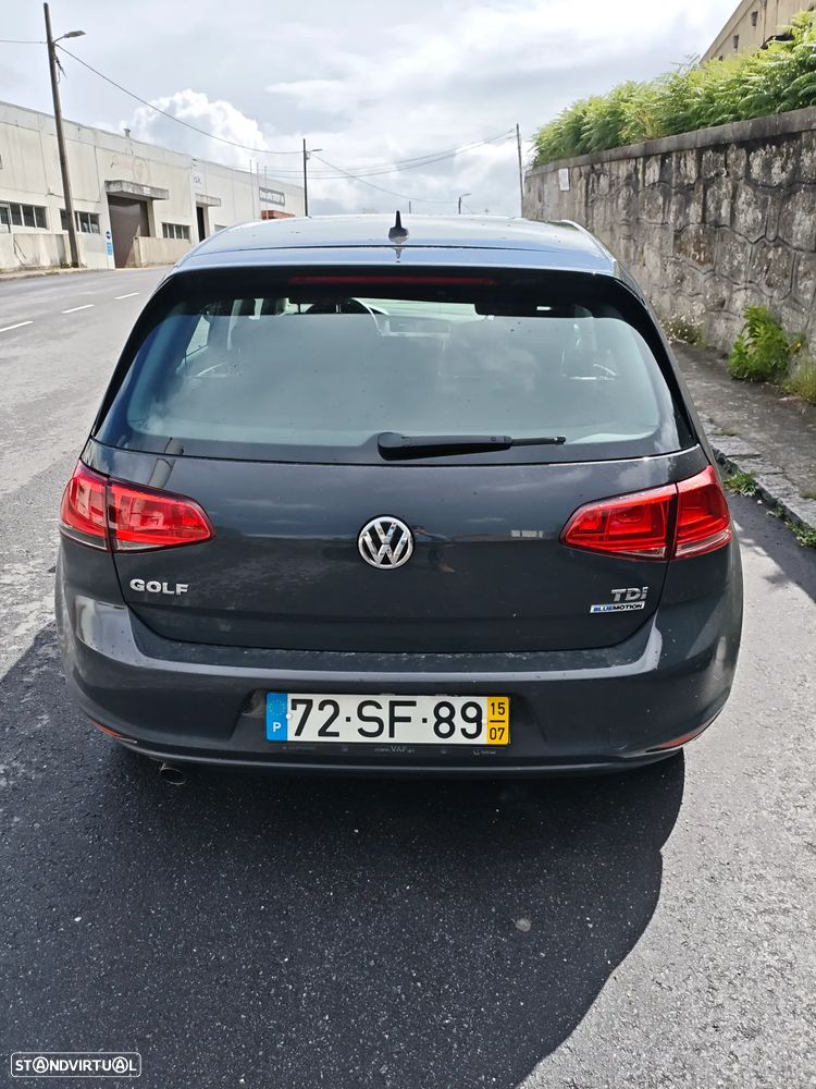 VW Golf 1.6 TDi BlueMotion Confortline - 4