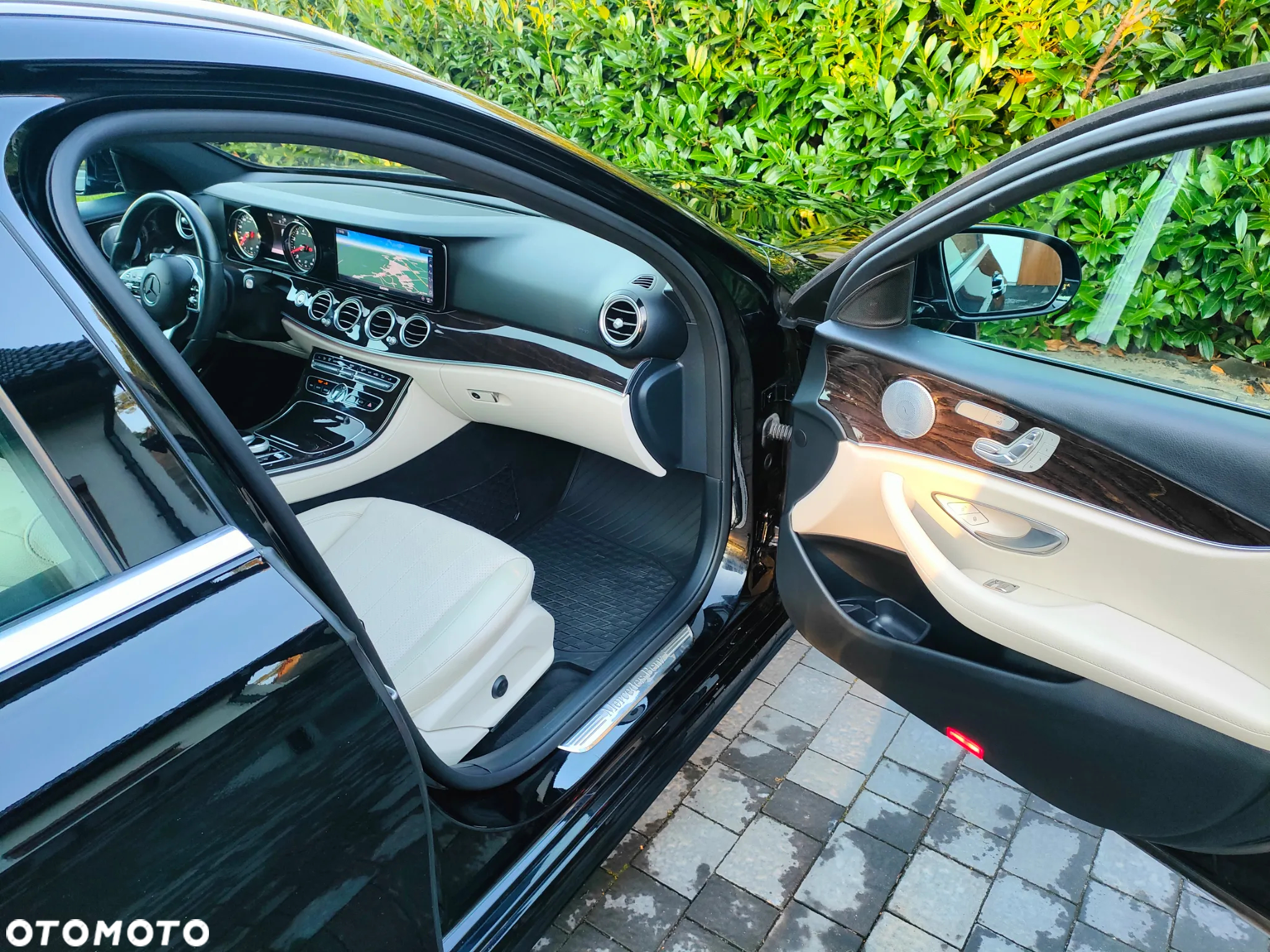 Mercedes-Benz Klasa E 450 4-Matic AMG - 8