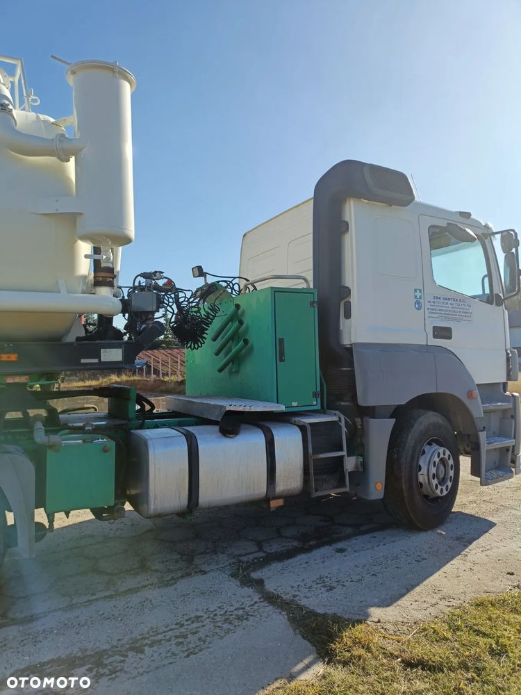 Mercedes-Benz AXOR - 7