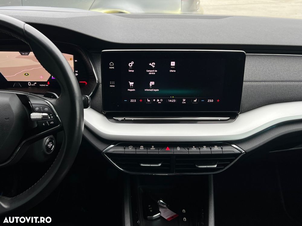 Skoda Octavia Combi 2.0 TDI DSG First Edition - 20