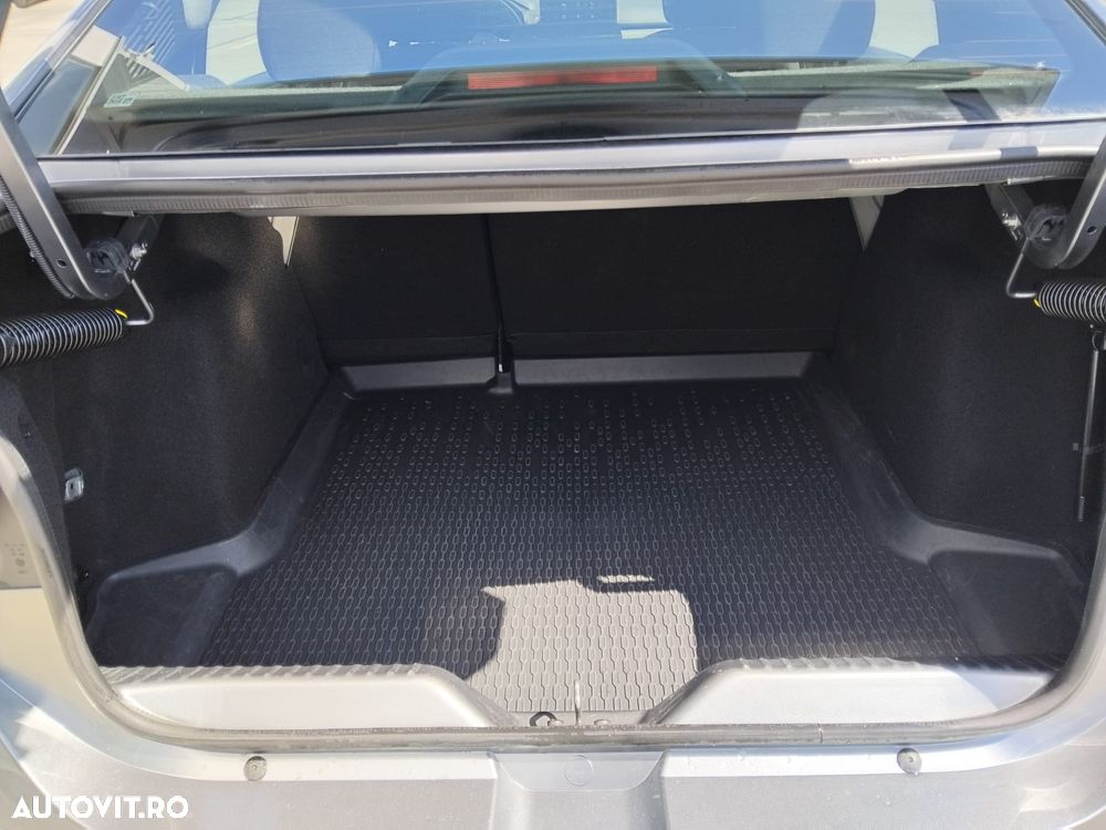 Dacia Logan TCe 90 MT6 XX - 14