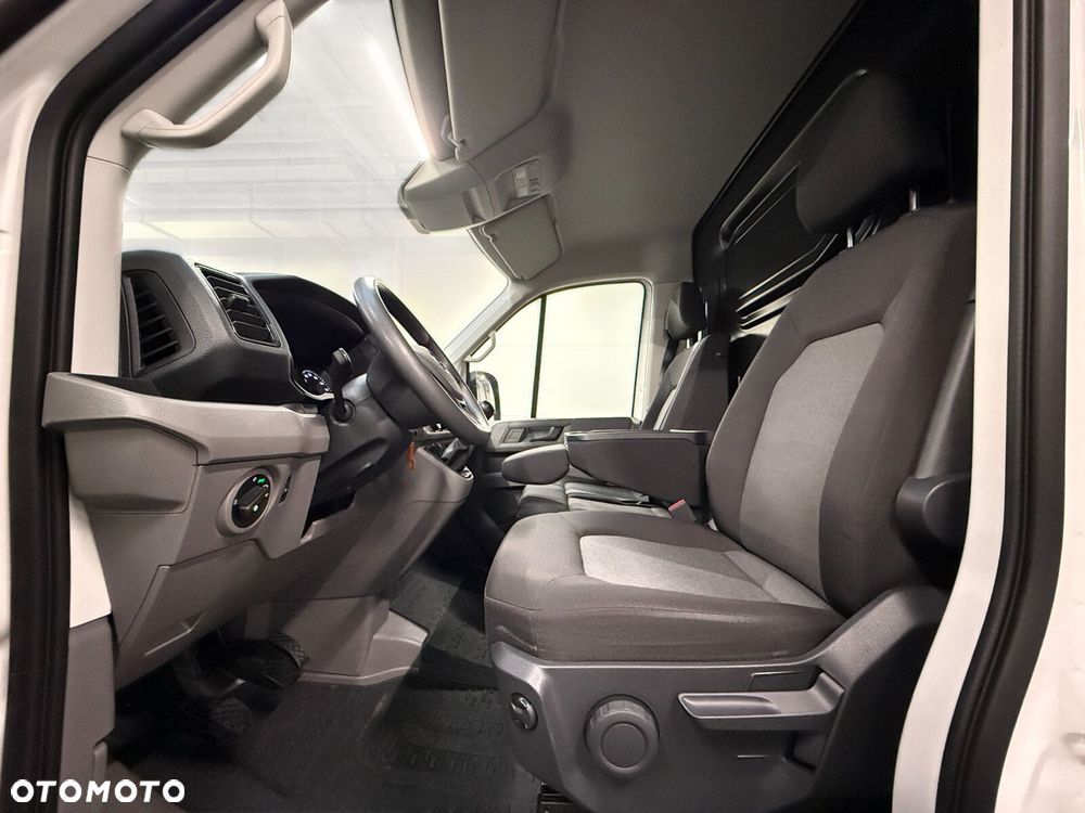 Volkswagen Crafter - 17