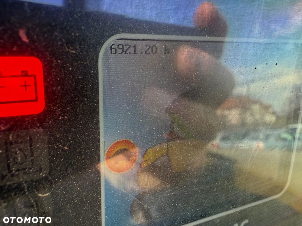 Mecalac 8MCR / Komplet Łyżek -Widły / 8 ton - 15