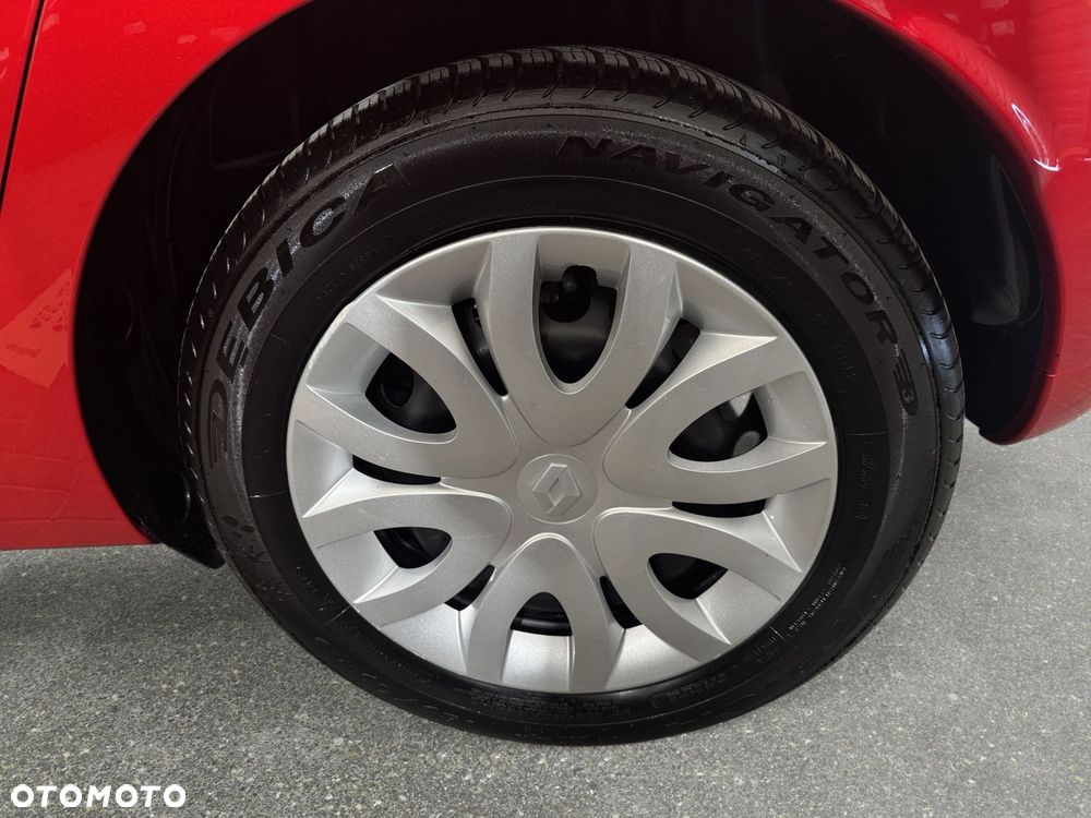 Renault Clio - 10
