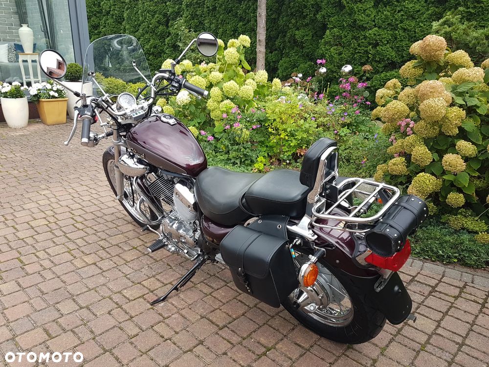 Yamaha XV - 17
