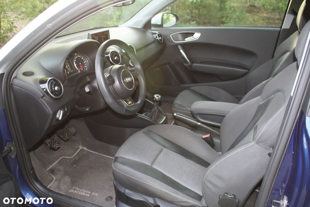 Audi A1 3-drzwiowe 1.6 TDI S line edition - 13