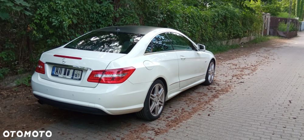 Mercedes-Benz Klasa E 250 CGI BlueEffICIENCY - 8