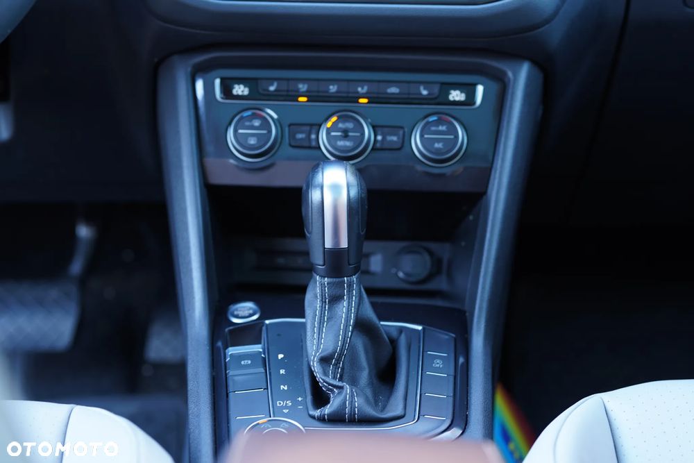 Volkswagen Tiguan 2.0 TSI OPF 4MOTION DSG R-Line - 15