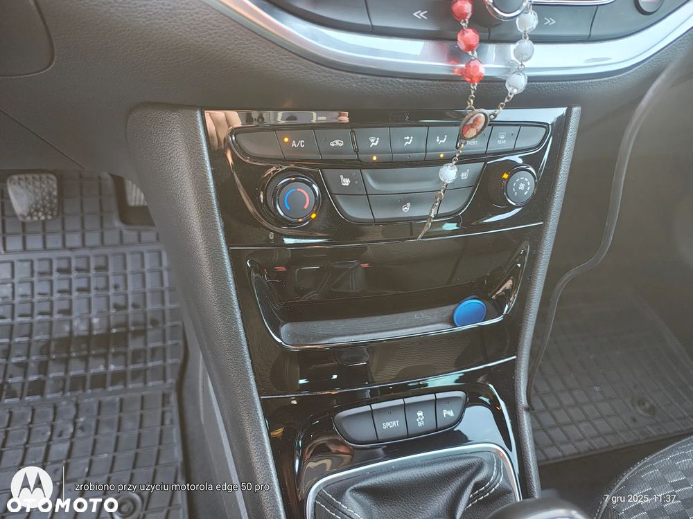 Opel Astra 1.4 Turbo Dynamic - 22