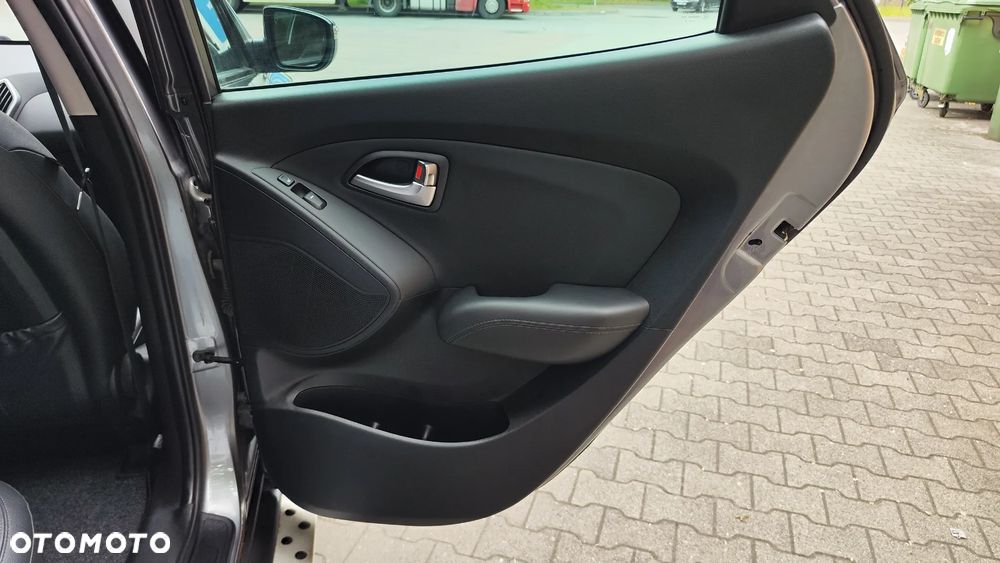 Hyundai ix35 1.6 2WD blue Style - 25