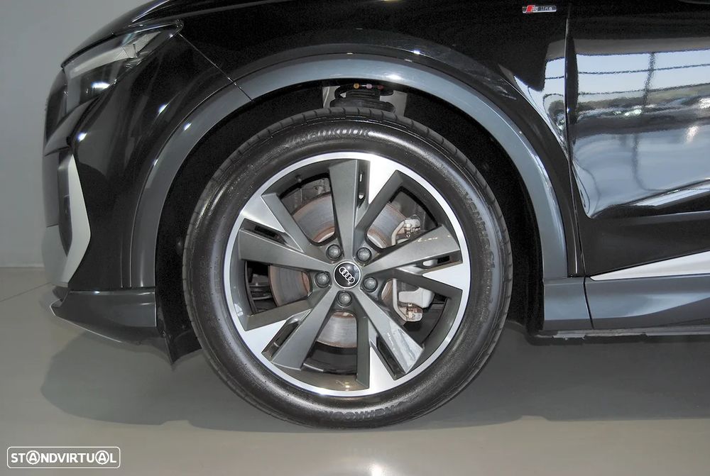 Audi Q4 e-tron 45 82 kWh SE Business Plus - 11