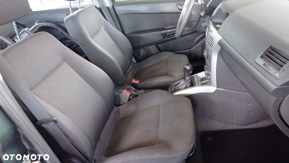 Opel Astra 1.4 Comfort / Cool - 34