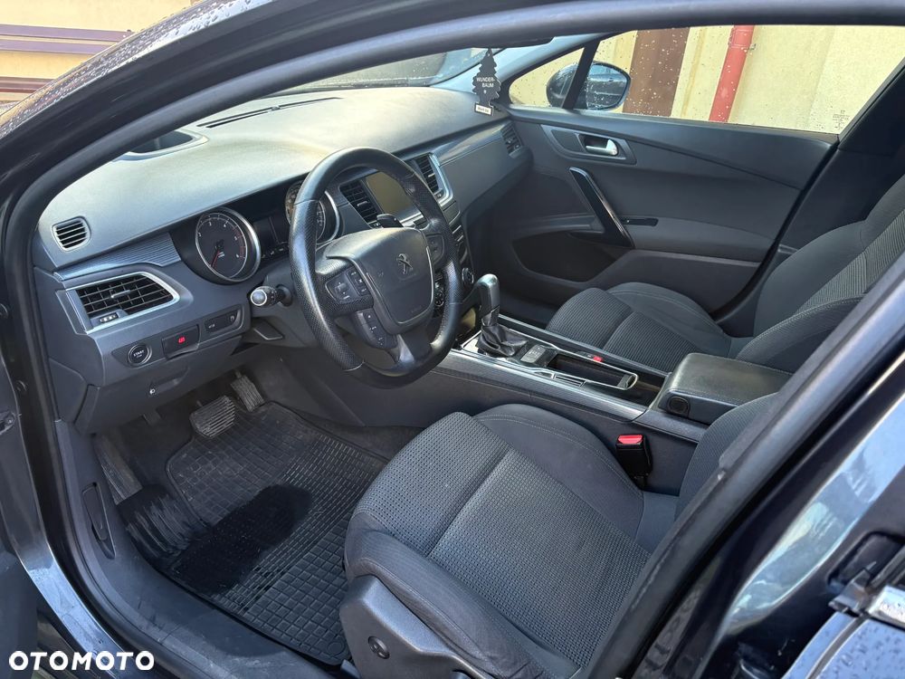 Peugeot 508 - 8