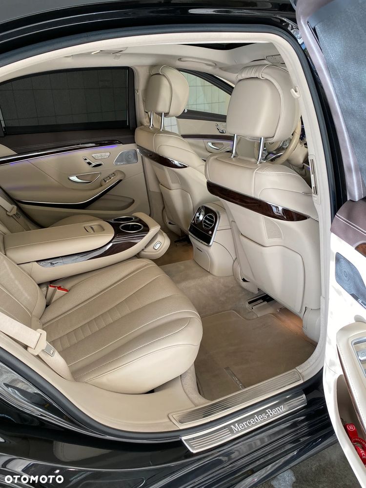 Mercedes-Benz Klasa S 560 4-Matic L 9G-TRONIC - 16