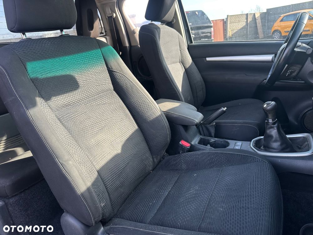 Toyota Hilux 4x4 Double Cab Duty Comfort - 21