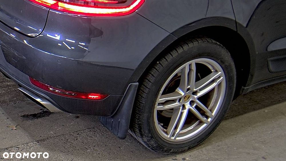 Porsche Macan - 8