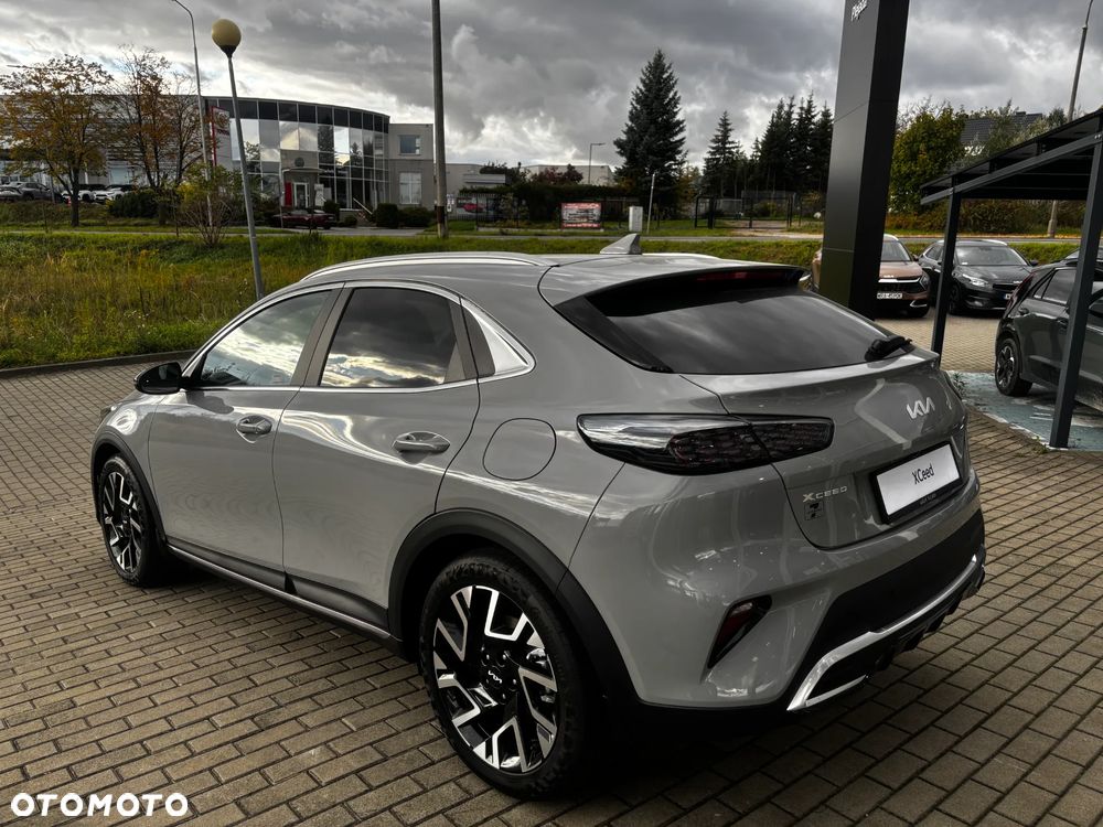 Kia XCeed - 4