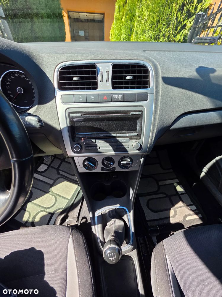 Volkswagen Polo 1.2 12V Comfortline - 11