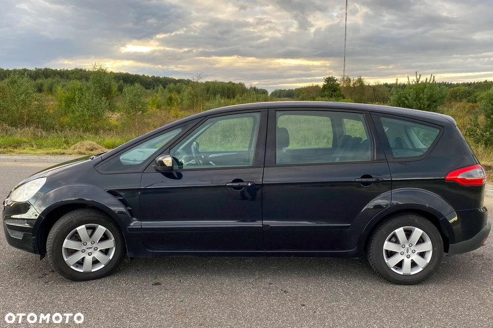 Ford S-Max - 19