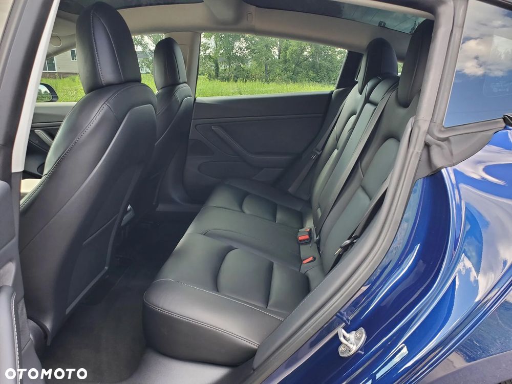 Tesla Model 3 Langstreckenbatterie Allradantrieb Dual Motor - 15