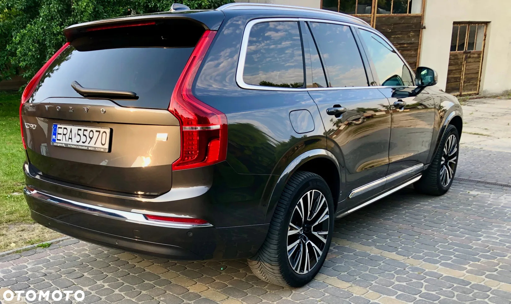 Volvo XC 90 - 9