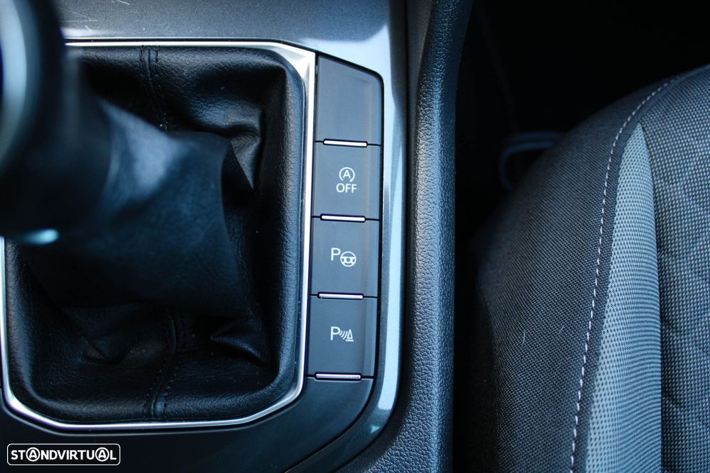 VW Tiguan 2.0 TDI Confortline - 47
