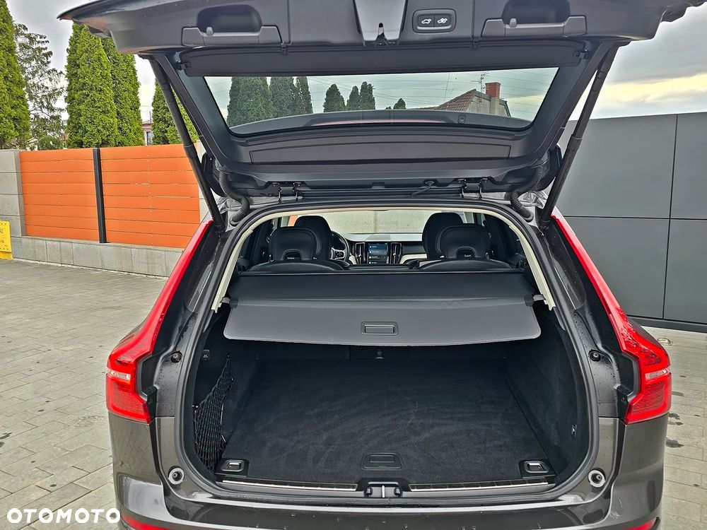 Volvo XC 60 B4 D Geartronic Inscription - 37