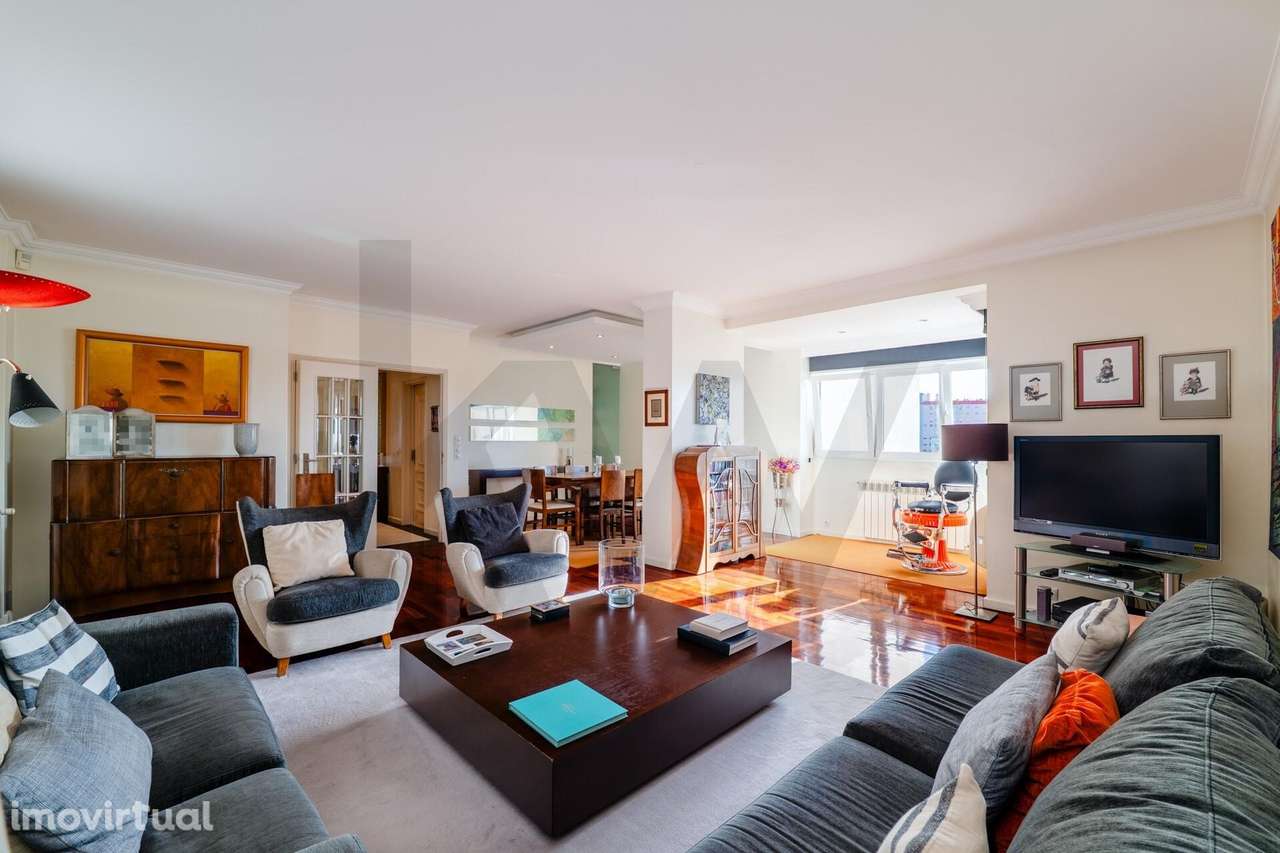 Apartamento T3 junto ao Areeiro - Grande imagem: 2/34