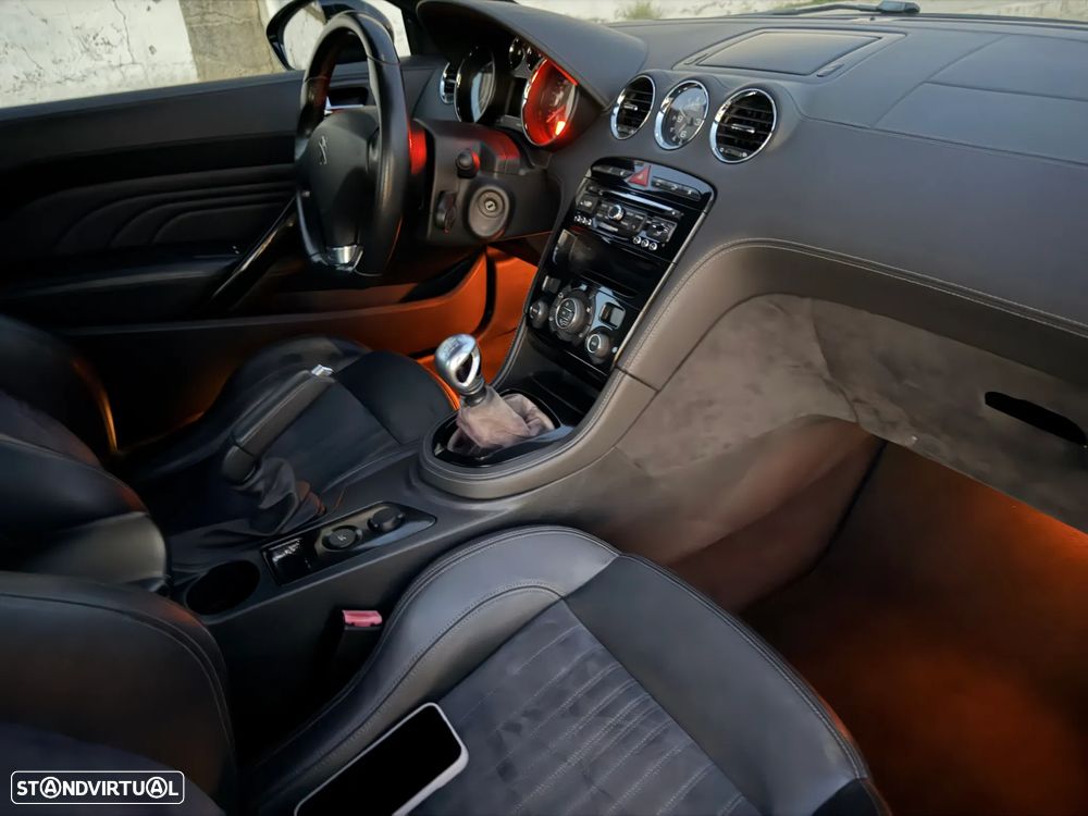 Peugeot RCZ 1.6 200 THP Red Carbon - 15