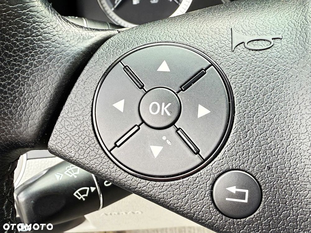 Mercedes-Benz Klasa C - 26